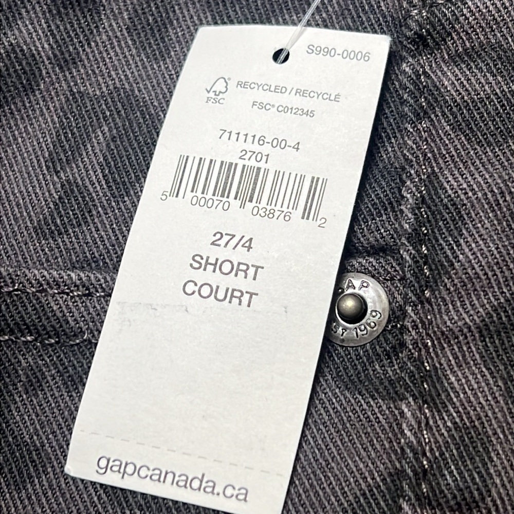GAP Maternity Vintage Slim Jeans. Leopard Print - Black and Gray. Size 27 - Picture 5 of 12